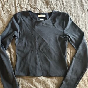 Aritzia Babaton Contour Long Sleeve Crop Top in Black Like New